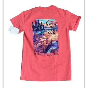 Living on Lake Time T-Shirt Size Small Coral Color 🐠🆕🐠 Bought at Boutique